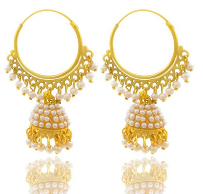 Exquisite Pearls Earring