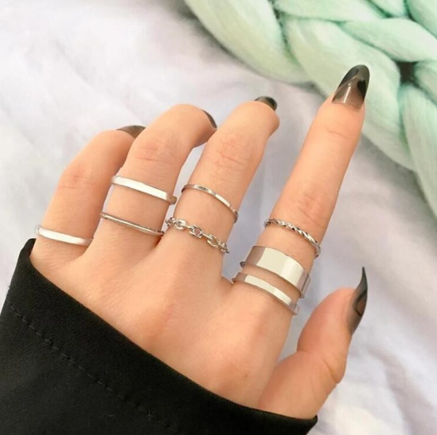 Silver Plated Trending Ring Set For Women (7 Pcs)
