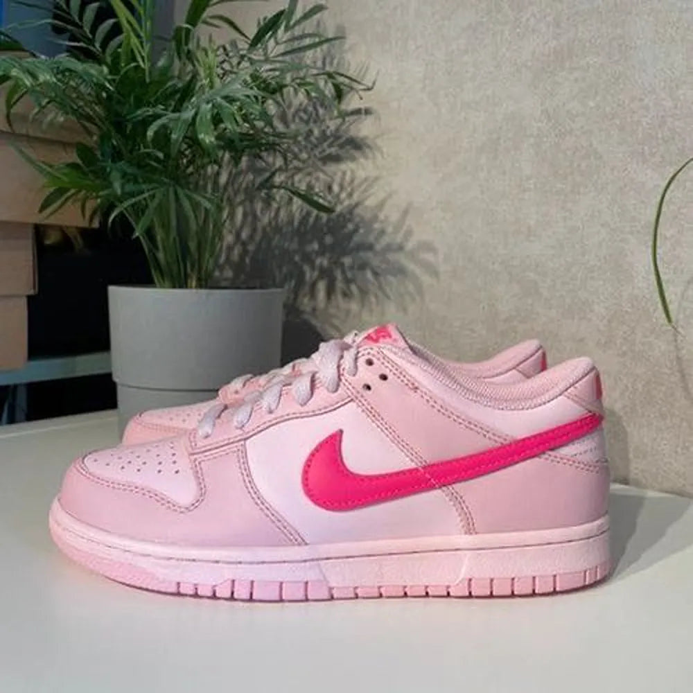Trendy Nike Sb Dunk Low Triple Pink Shoes For Women (SFS1885)