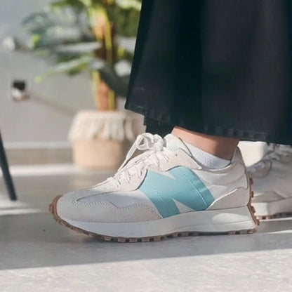 Trendy New Balance Unisex Shoes For Women (FF747)
