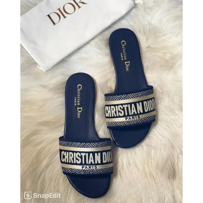 Luxurious Christian Dior Navy Ladies Wid Og Box Card Carry Bag (BSF1981)