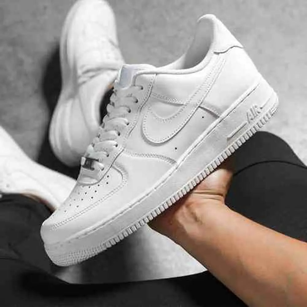 Stylish Nike Air Force 1 White Shoes For Women (BME173)